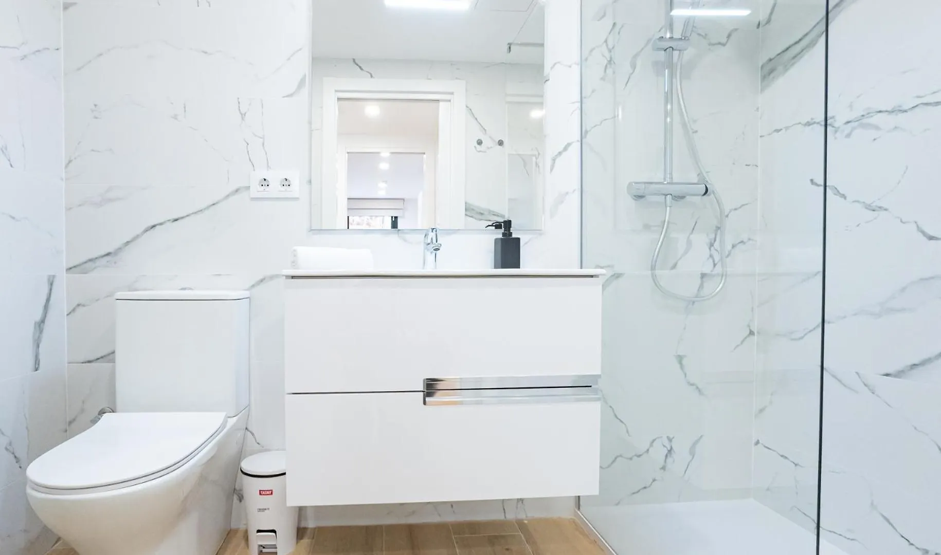 Stay U-Nique Apartments Albeniz Bcn Οσπιταλέτ ντε Λιοβρεγάτ Ισπανία