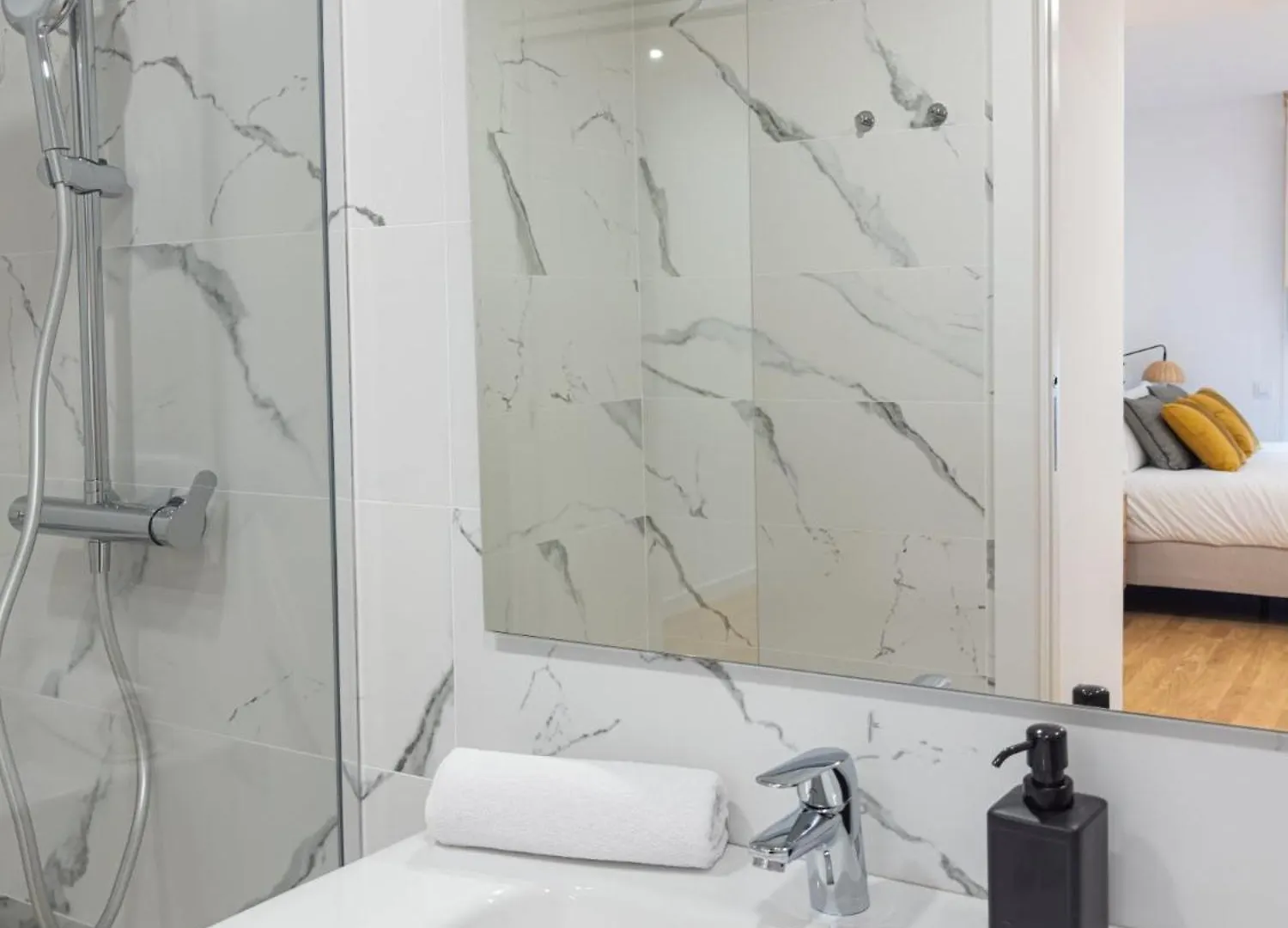 Stay U-Nique Apartments Albeniz Bcn Οσπιταλέτ ντε Λιοβρεγάτ